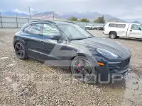 2017 Porsche MACAN photo