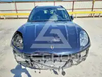 2017 Porsche MACAN photo