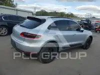 2017 Porsche MACAN photo