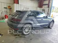 2017 Porsche MACAN photo