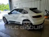 2017 Porsche MACAN photo