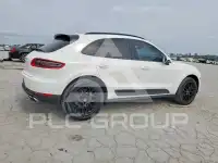 2017 Porsche MACAN photo