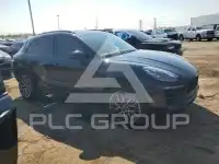 2017 Porsche MACAN photo