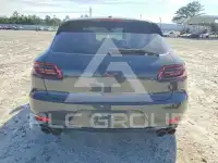 2017 Porsche MACAN photo