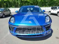 2017 Porsche MACAN photo