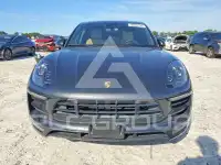 2017 Porsche MACAN photo