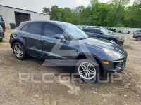 2017 Porsche MACAN photo