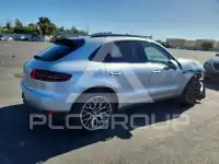 2017 Porsche MACAN photo