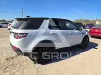 2017 Land Rover Discovery photo