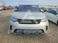 2017 Land Rover Discovery photo