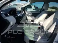 2017 Land Rover Discovery photo