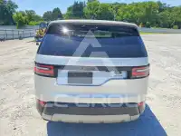 2017 Land Rover Discovery photo