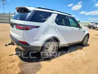 2017 Land Rover Discovery photo
