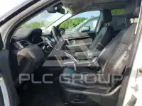 2017 Land Rover Discovery photo