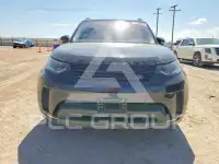 2017 Land Rover Discovery photo