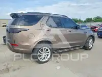 2017 Land Rover Discovery photo
