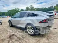 2017 Tesla Model X фото