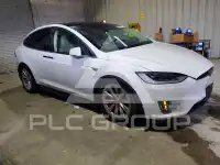 2017 Tesla Model X фото