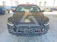2017 Tesla Model X фото