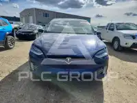 2017 Tesla Model X фото