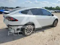 2017 Tesla Model X фото
