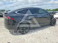 2017 Tesla Model X photo