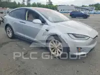 2017 Tesla Model X фото