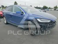 2017 Tesla Model X фото