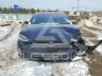 2017 Tesla Model X фото