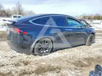 2017 Tesla Model X фото