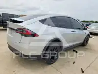 2017 Tesla Model X фото