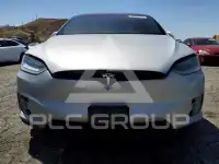 2017 Tesla Model X фото