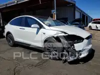 2017 Tesla Model X photo