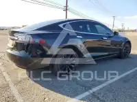 2017 Tesla Model S фото