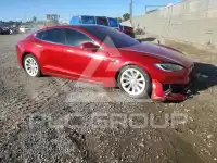2017 Tesla Model S фото