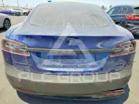 2017 Tesla Model S фото