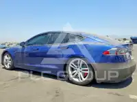 2017 Tesla Model S фото