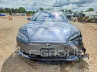 2017 Tesla Model S фото