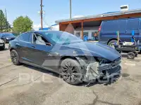 2017 Tesla Model S фото