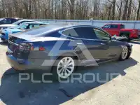 2017 Tesla Model S photo