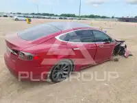 2017 Tesla Model S фото
