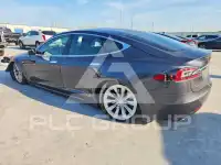 2017 Tesla Model S фото
