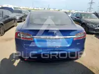 2017 Tesla Model S фото