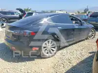 2017 Tesla Model S фото