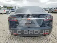 2017 Tesla Model S фото