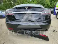 2017 Tesla Model S фото