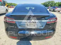 2017 Tesla Model S фото