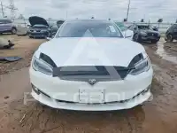 2017 Tesla Model S фото