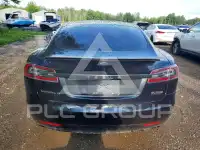 2017 Tesla Model S фото