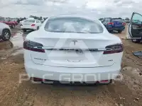 2017 Tesla Model S фото
